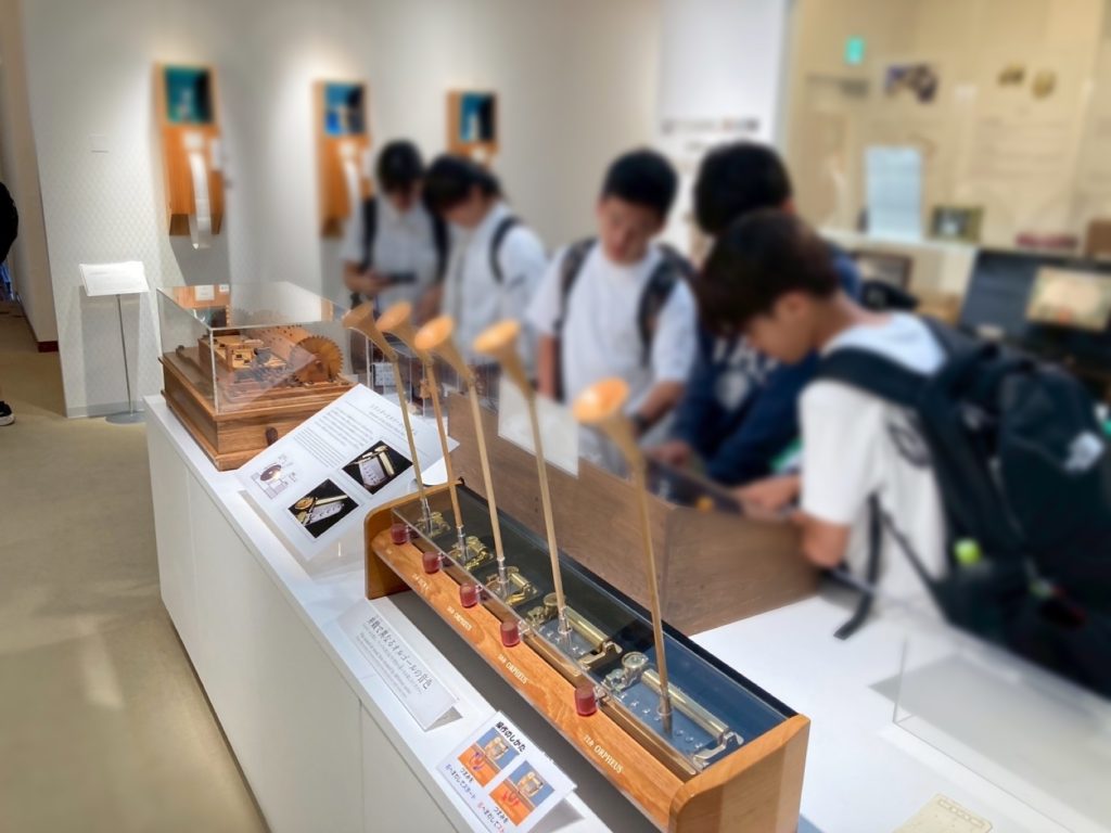 移動教室３日目　オルゴール館