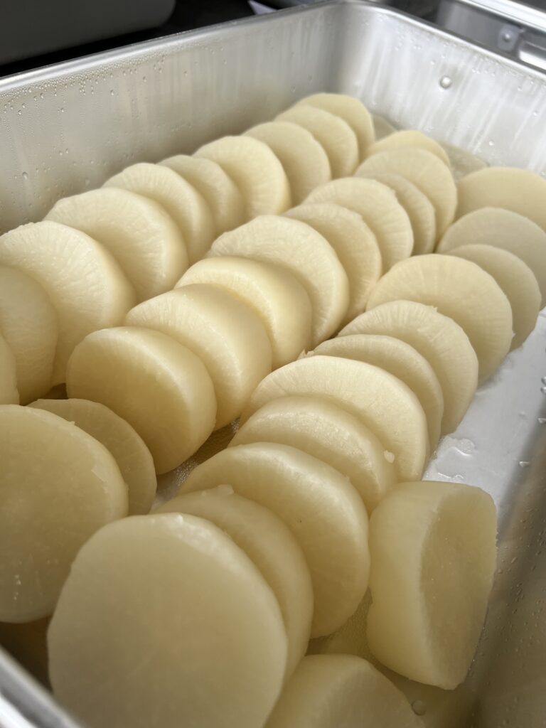 毎月11日は「はしの日」です！